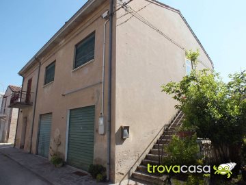 casa indipendente in vendita a Tresignana in zona Formignana